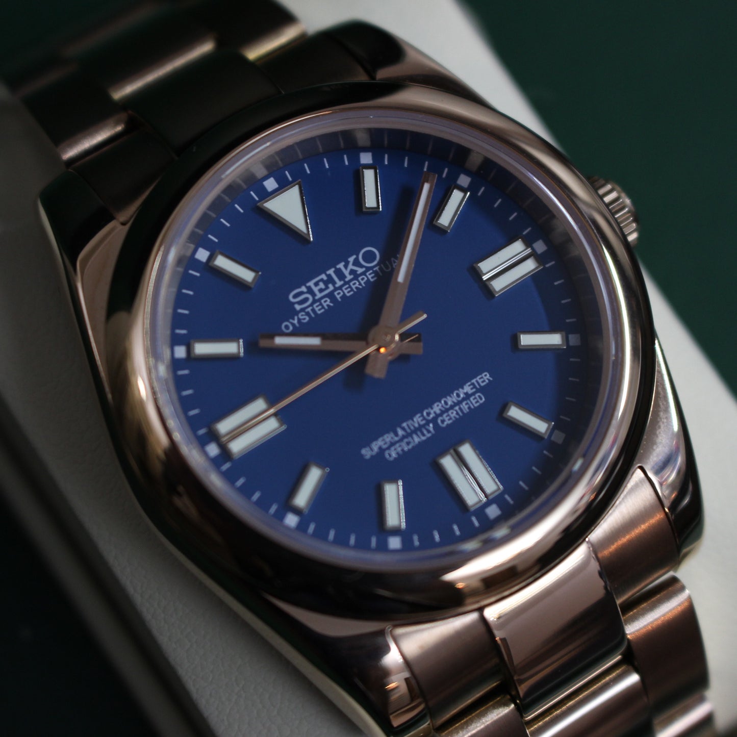 OYSTER PERPETUAL ROSE-GOLD (BLUE)