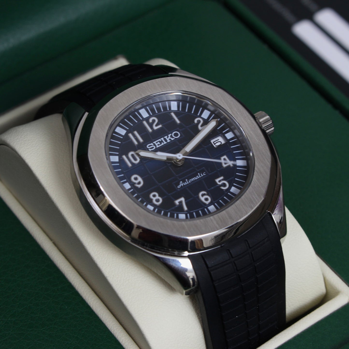 AQUANAUT BLACK
