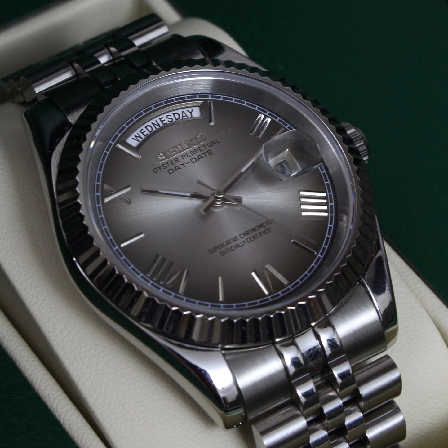 DAY-DATE GREY