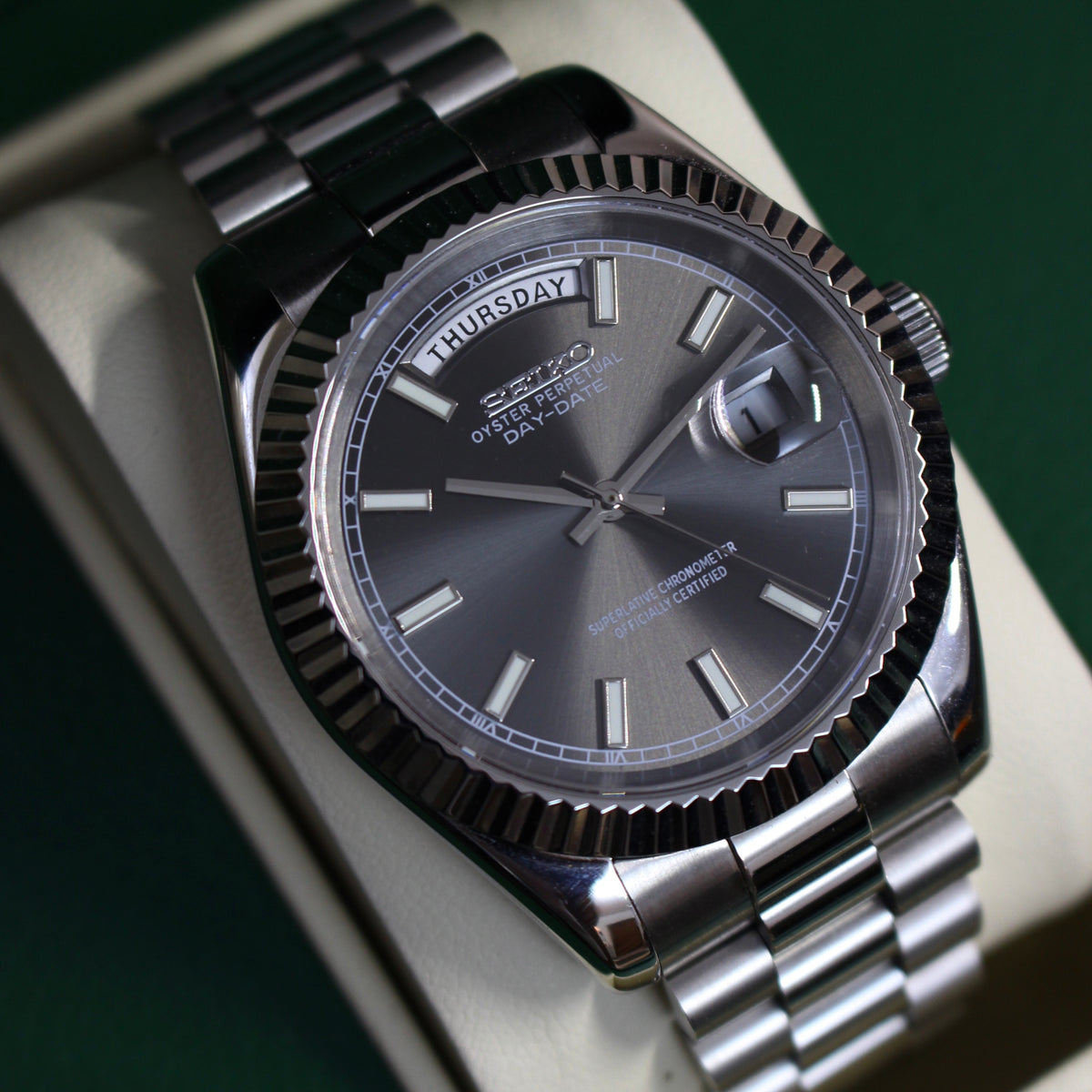 DAY-DATE GREY