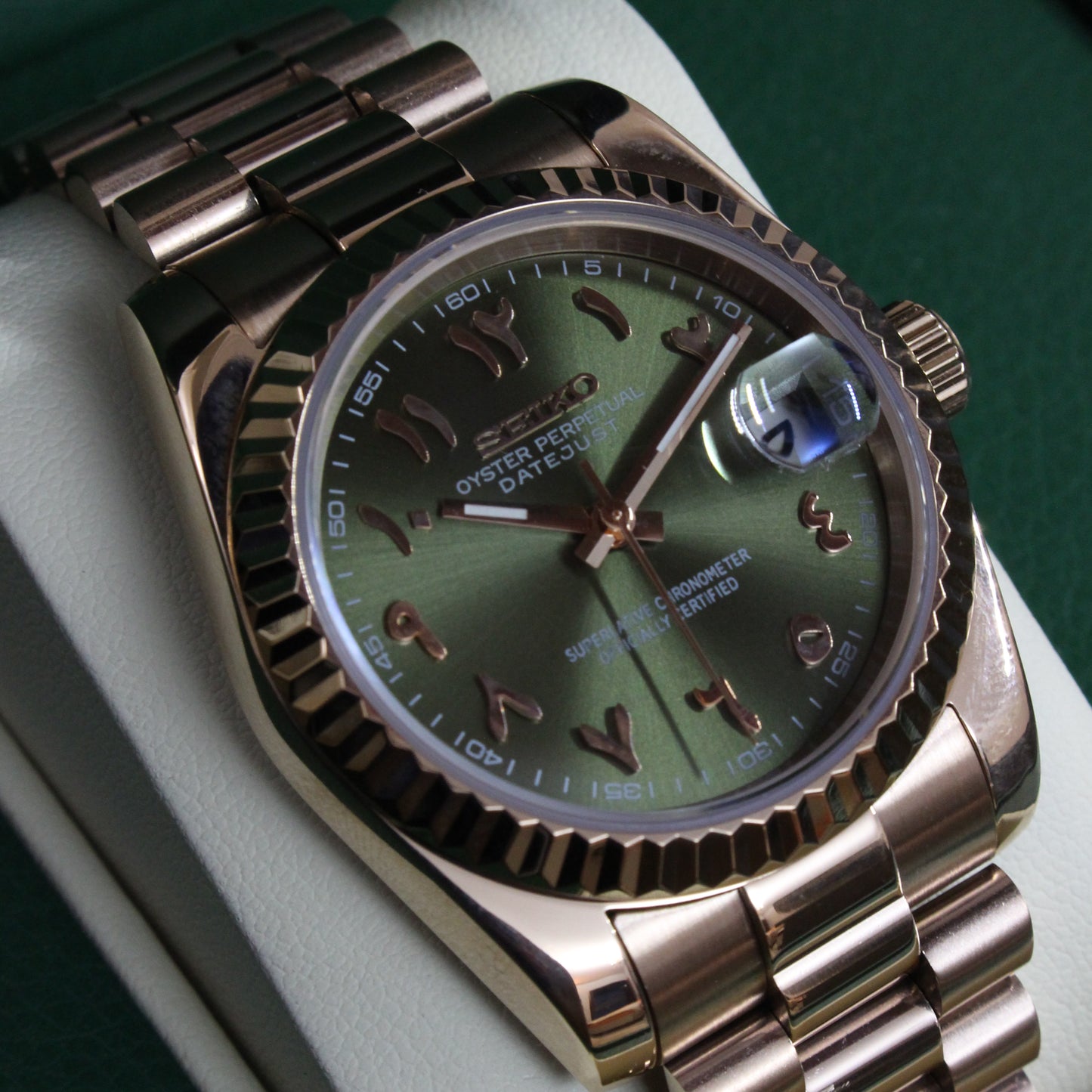 DATE-JUST ARABIC (OLIVE GREEN)