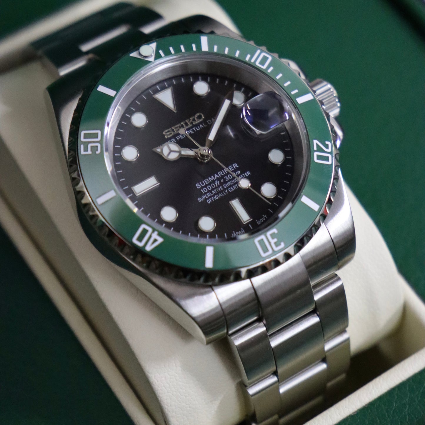 SUBMARINER STARBUCKS