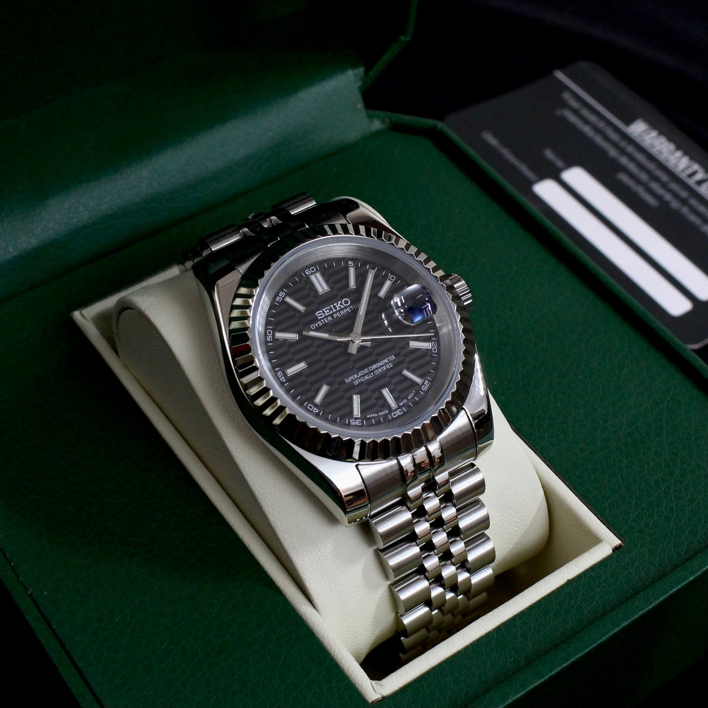 DATE-JUST FLUTED DIAL (BLACK)
