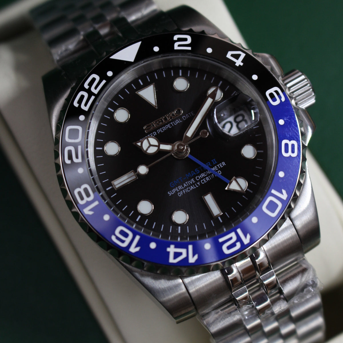 GMT BAT-GIRL