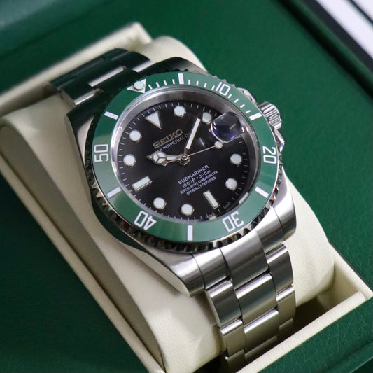 SUBMARINER STARBUCKS