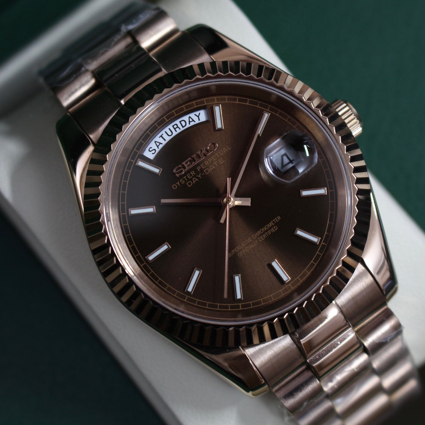 DAY-DATE CHOCOLATE