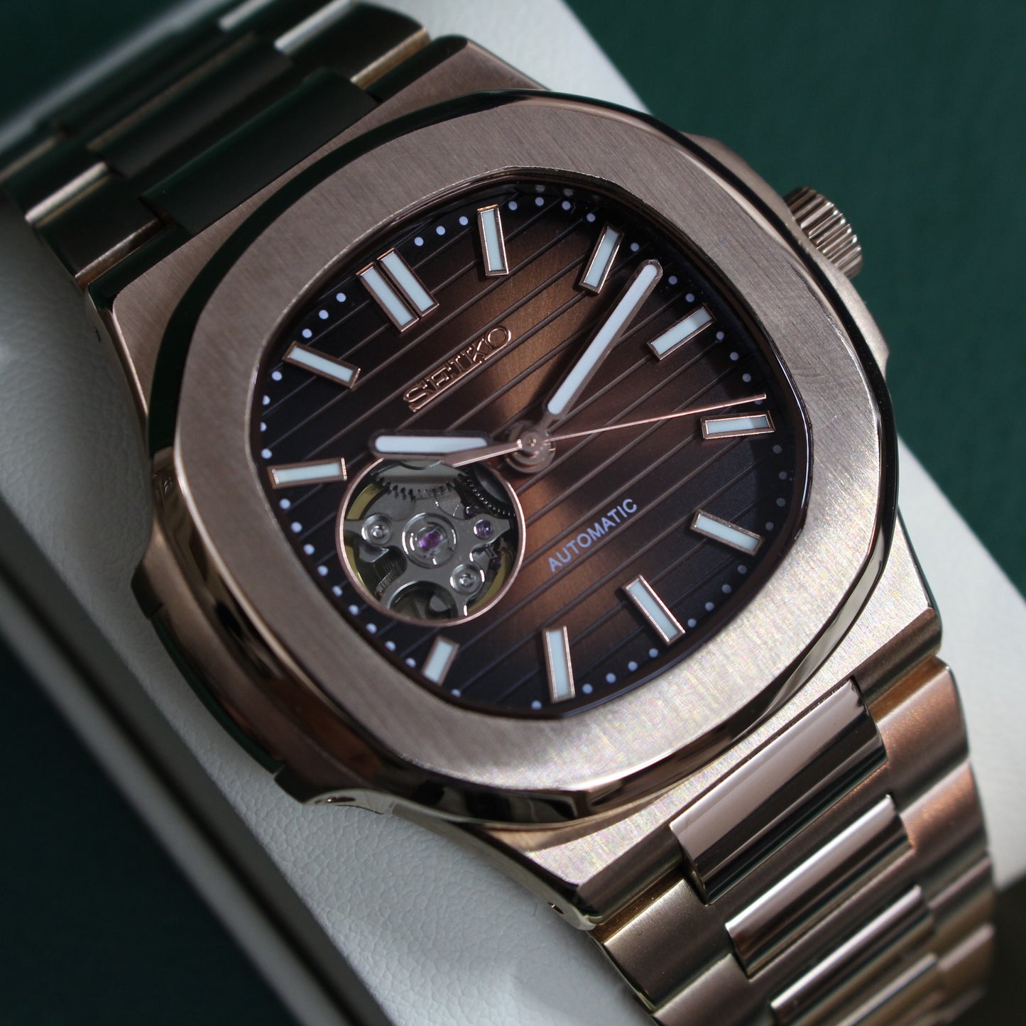 NAUTILUS OPEN HEART (CHOCOLATE)