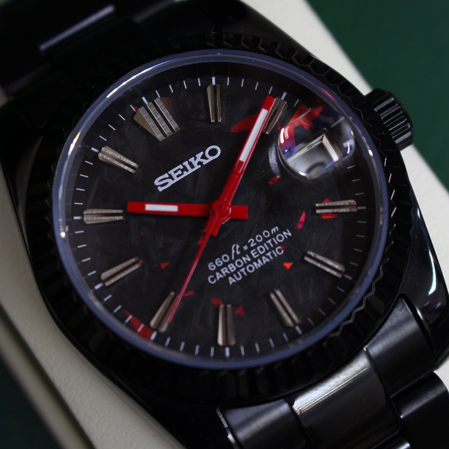 DATE-JUST (BLACK-CARBON)
