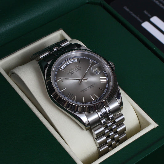 DAYDATE GREY