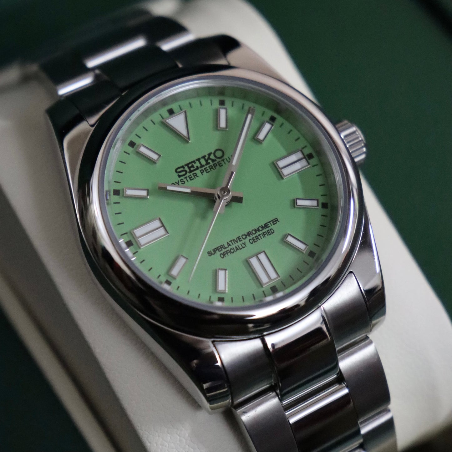 OYSTER PERPETUAL PISTACHIO