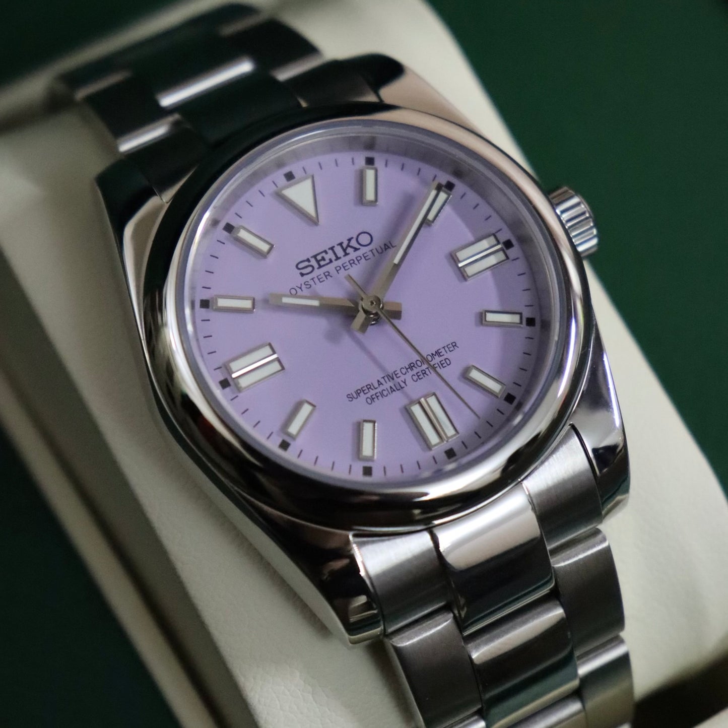 OYSTER PERPETUAL LAVENDER