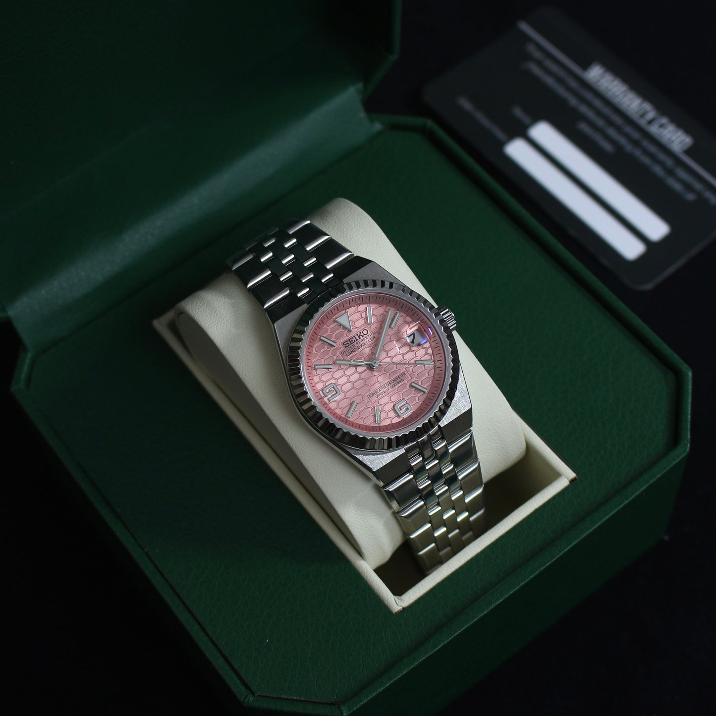 LAND-DWELLER PINK