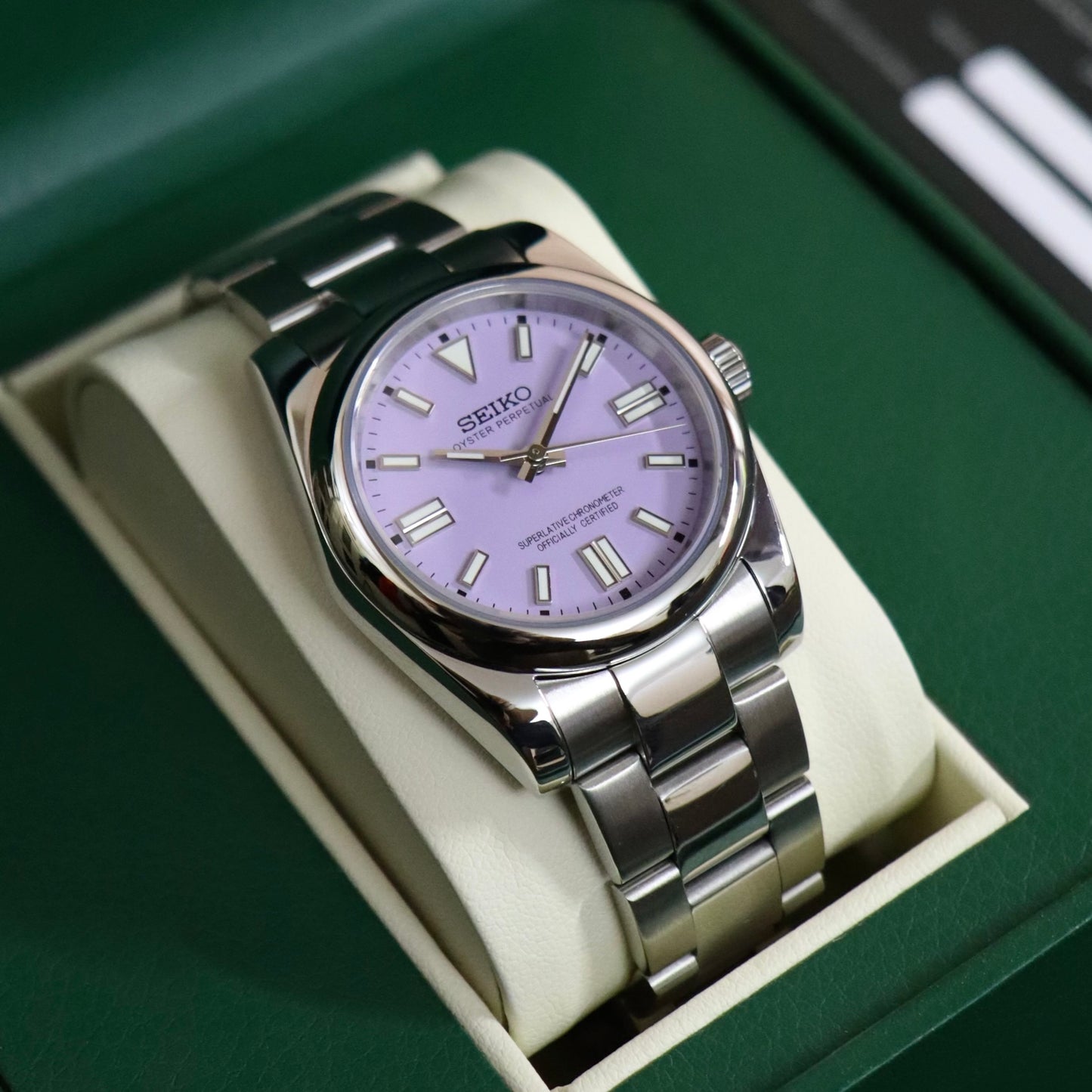 OYSTER PERPETUAL LAVENDER