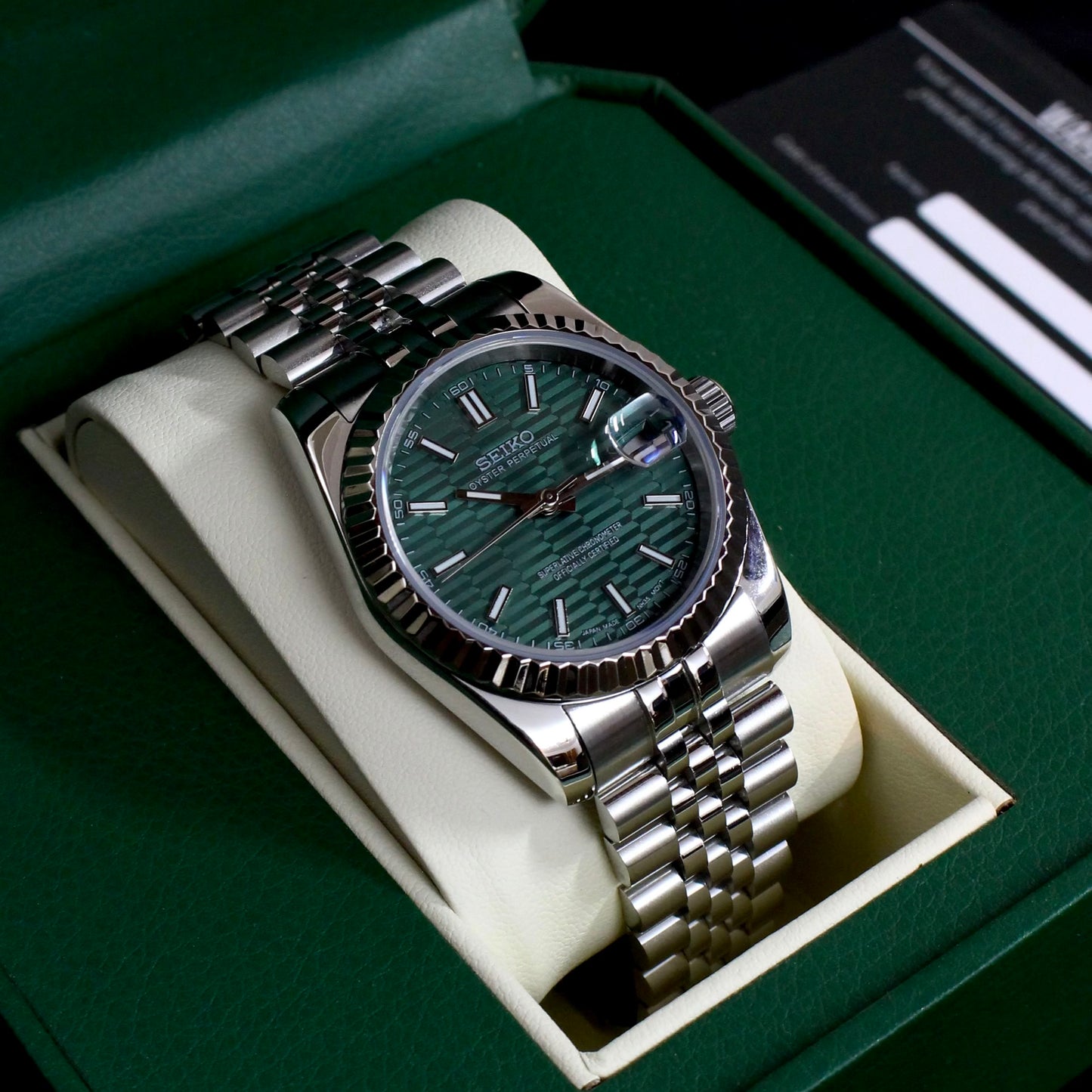 DATE-JUST FLUTED DIAL (GREEN)