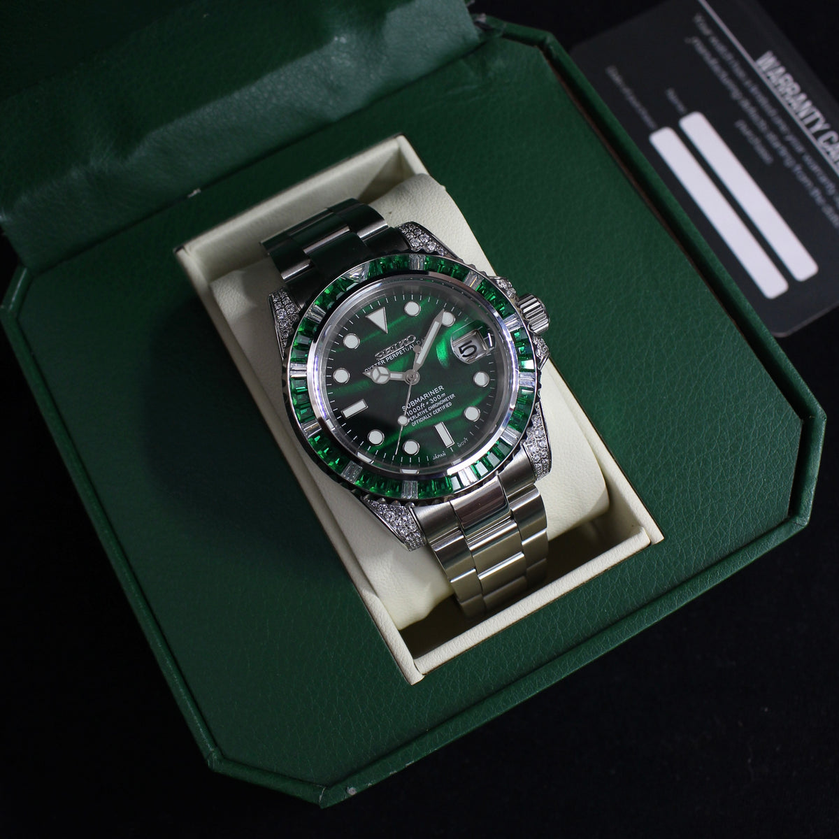 SUBMARINER HULK (SAPPHIRE) AURORA DIAL
