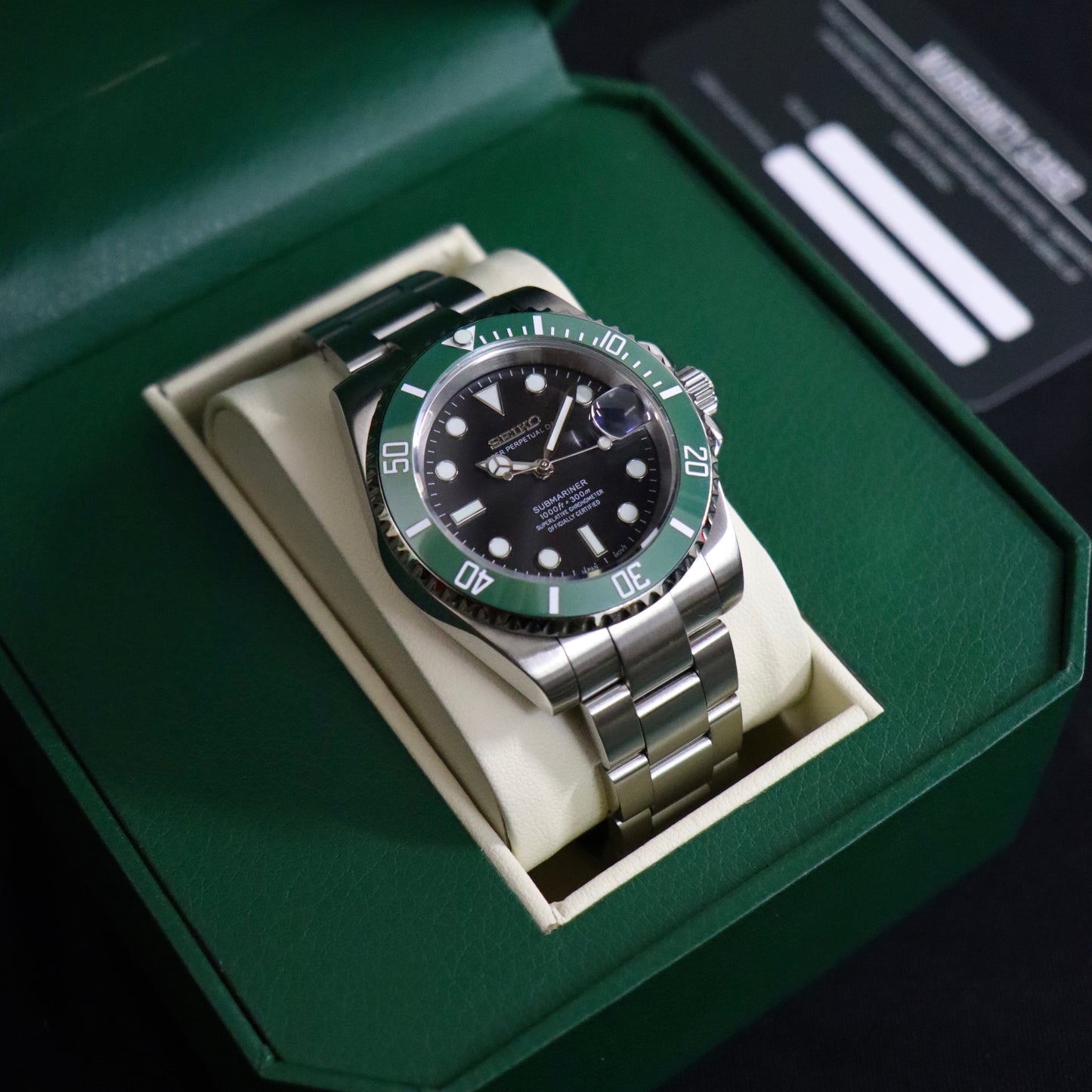 SUBMARINER STARBUCKS