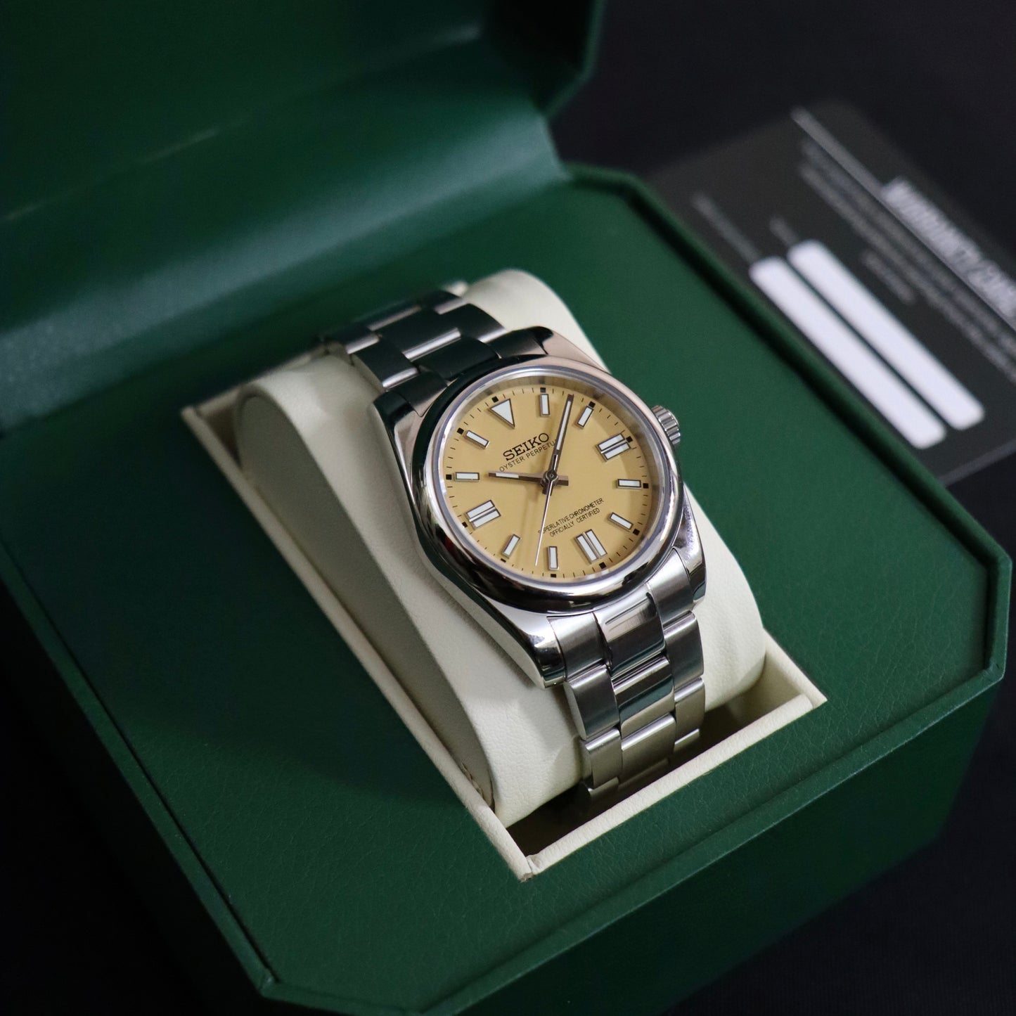 OYSTER PERPETUAL (BEIGE)